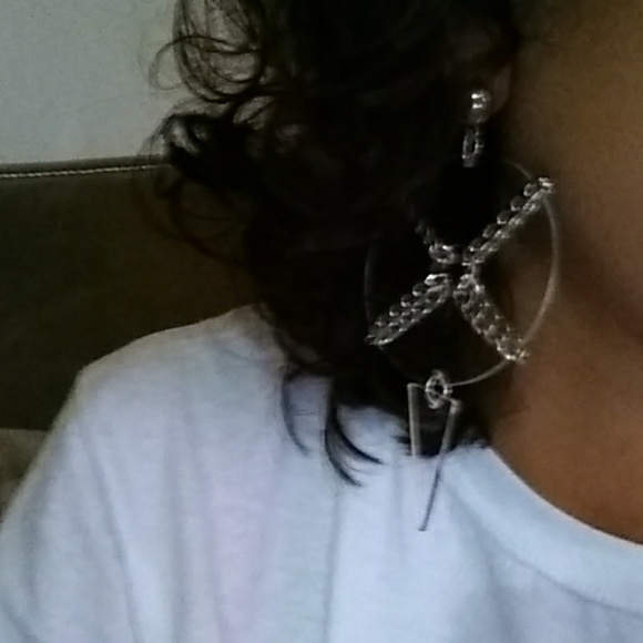 Nasty gal earrings - Picture 3 of 3